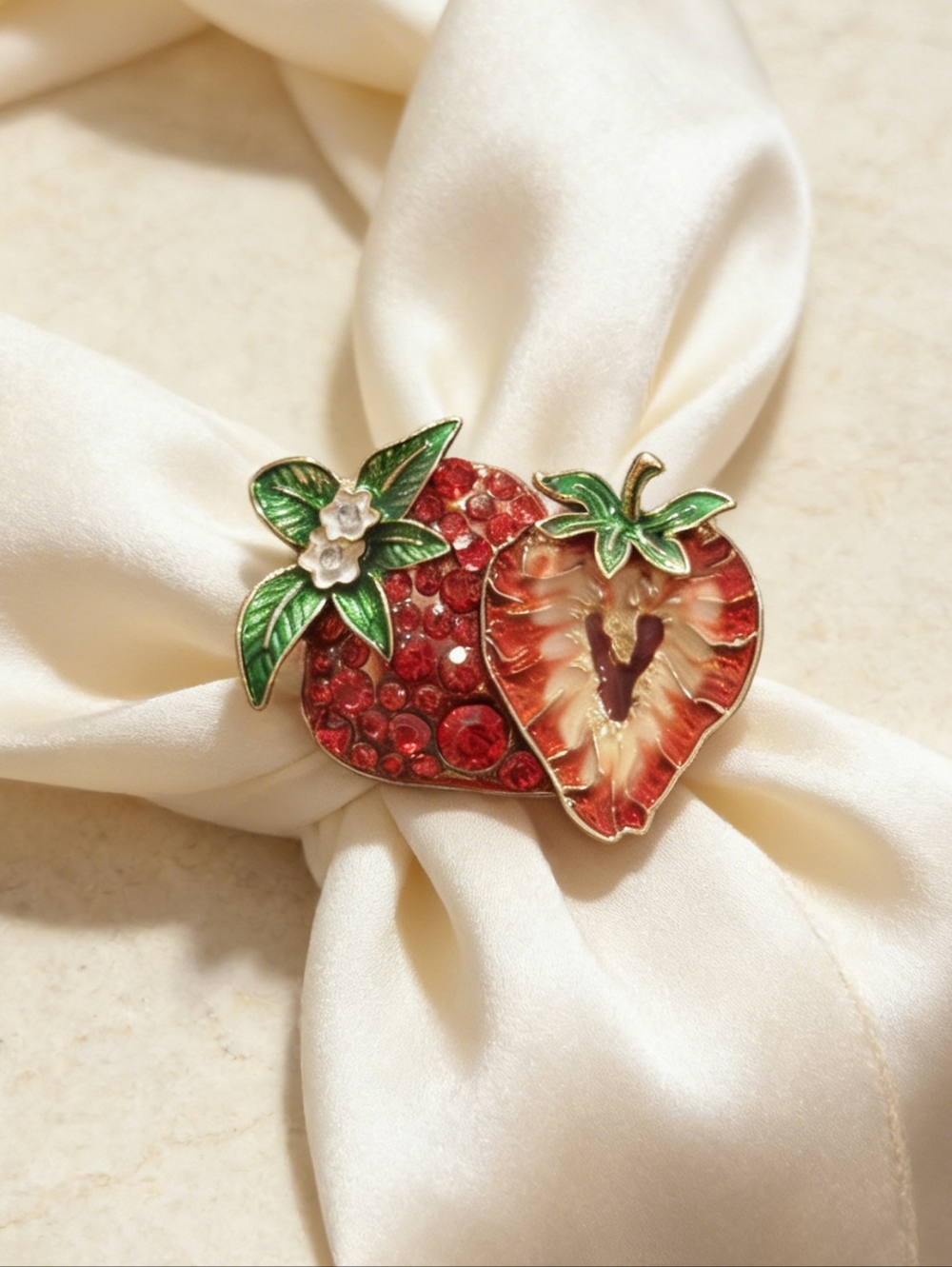 VQ Strawberry Brooch - Picture 2 of 5